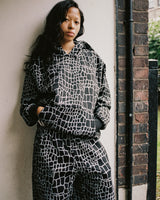 croc print hoodie - black